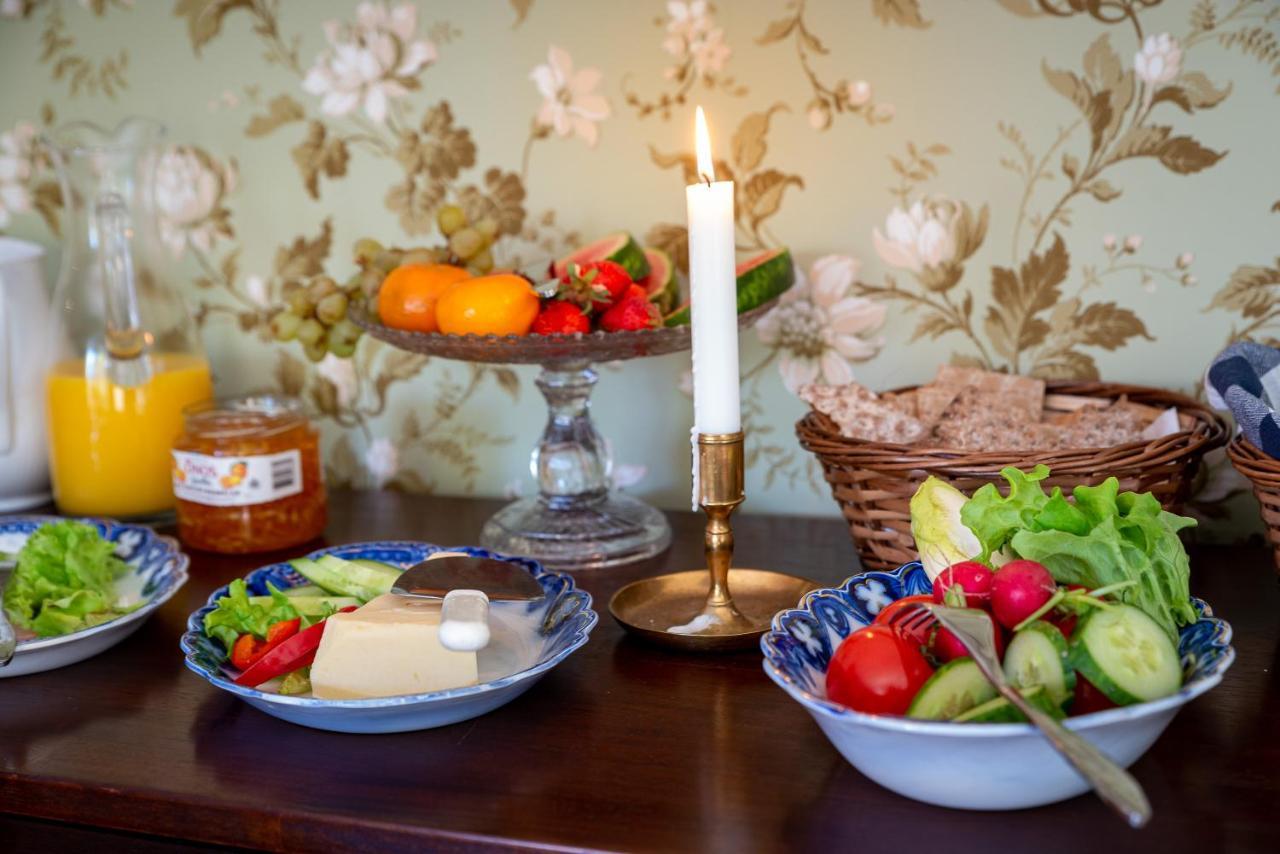 Fregatten Bed & Breakfast Karlskrona Exterior photo