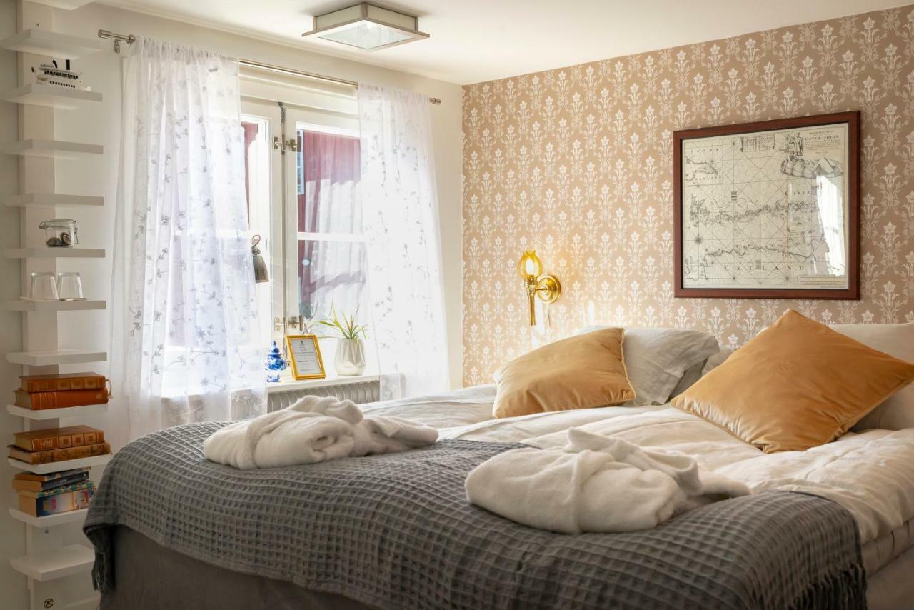 Fregatten Bed & Breakfast Karlskrona Exterior photo